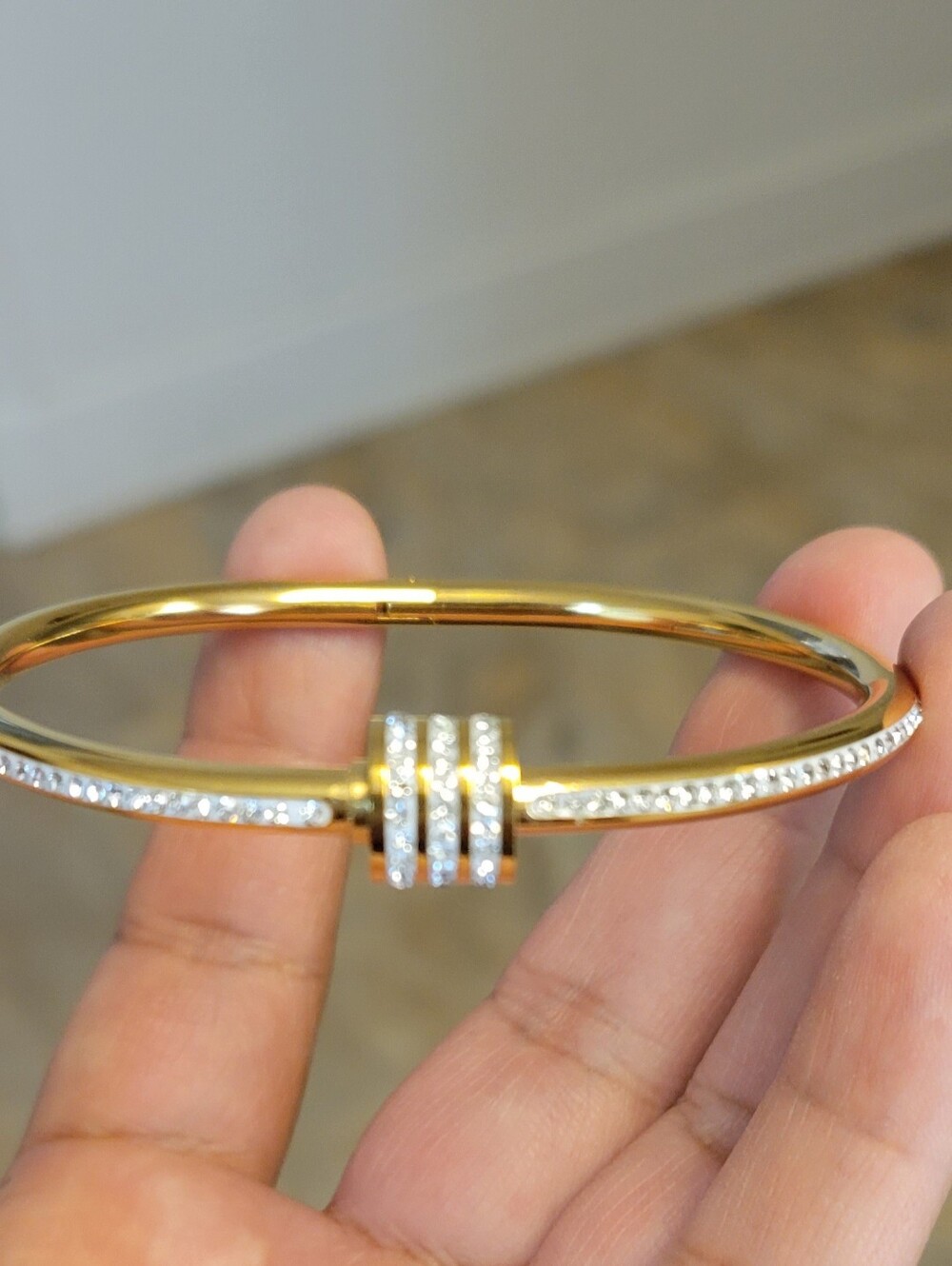 18K Gold Plated Elegant Gold Bangle Bracelet, With imitation diamonds